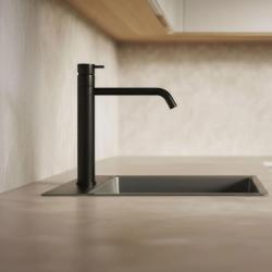 Grifo monomando de cocina Waterevolution Flow negro mate T150PR