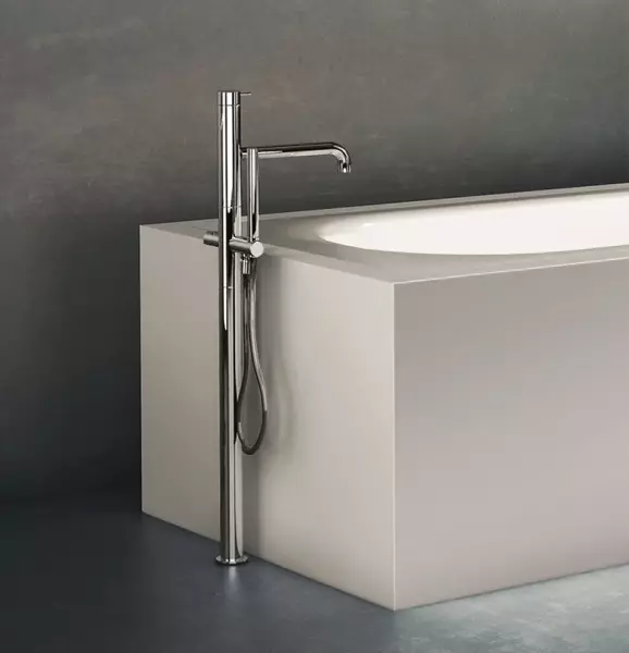 Grifo Waterevolution Flow de pie para bañera independiente con teleducha color cromado T13301