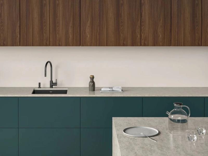 Grifo de cocina Franke Eos Neo con caño extraíble con efecto spray negro satinado 115.0613.671