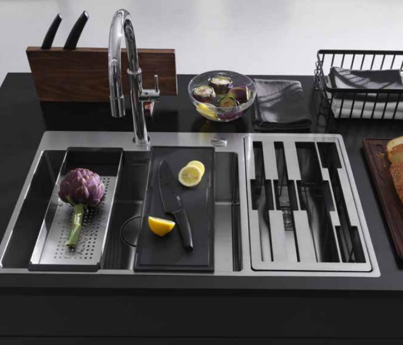 Fregadero de acero inoxidable Franke Box Center BWX220-54-27 izquierda con tabla de cortar, juego de cuchillos y cesta de alambre 86x51cm 127.0587.643