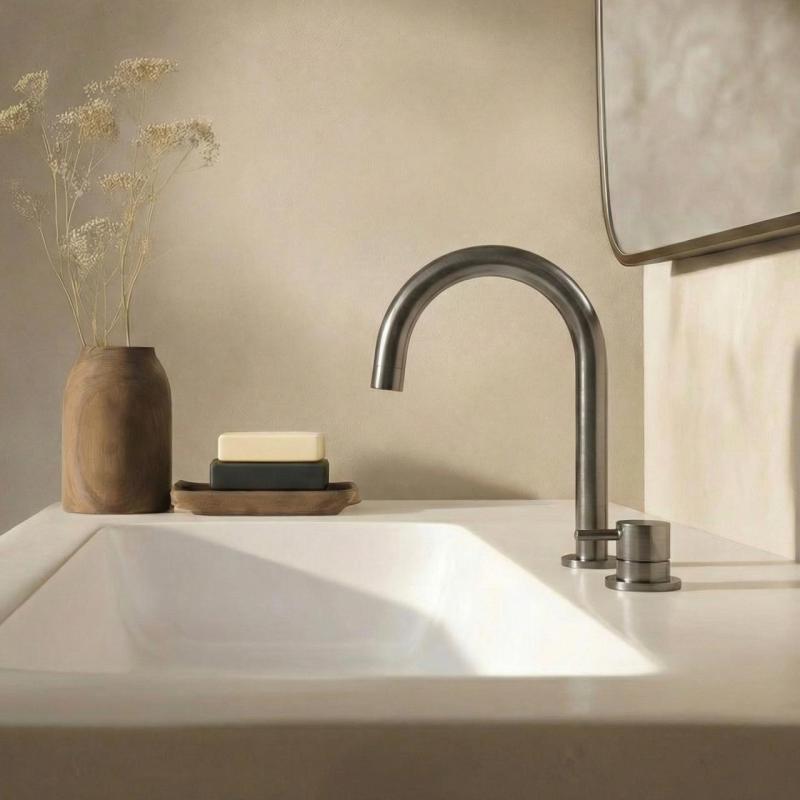 Grifo de lavabo Waterrevolution Flow de 2 orificios PVD Gun Metal T1121UGME