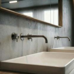 Grifo de lavabo empotrado Waterrevolution Flow de 3 orificios, PVD Gun metal con caño de 21 cm T1163FGME-21