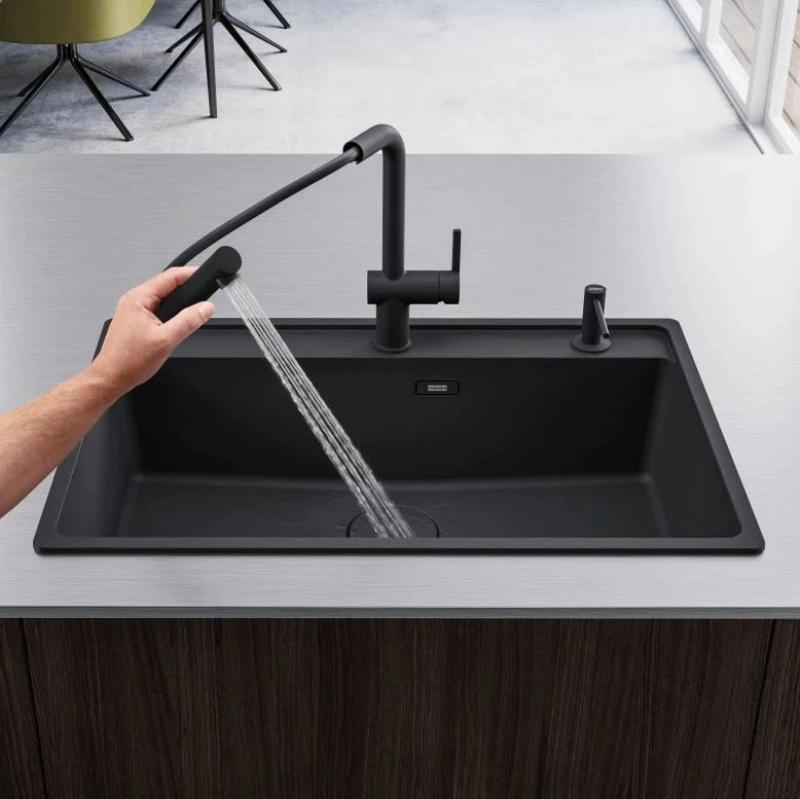 Grifo de cocina Franke Active L negro mate con spray y teleducha extraíble 115.0653.382