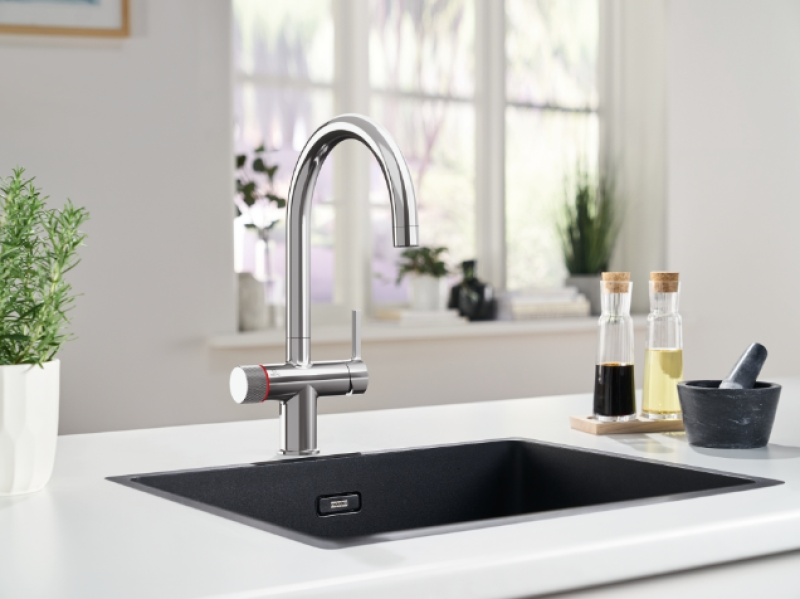 Hub de agua Franke Maris con caldera de 4L, grifo de agua hirviendo 3 en 1 con mecanismo Twist en cromo, con bypass de waterhub 1208957941.