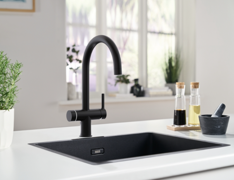 Franke Maris Water Hub 4L Boiler 3-1 con Grifo Electrónico de Agua Hirviendo Touch Negro Mate 160.0702.518