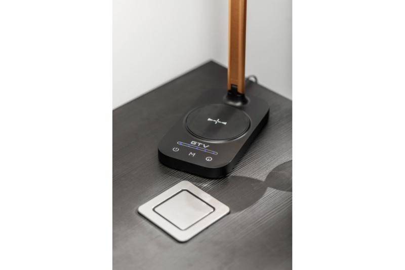 Decor Lámpara de escritorio Bressi 8W 450lm AC220-240V 3-CCT Carga inalámbrica USB PF>0 5 RA>80 Negro / Dorado 1208962479