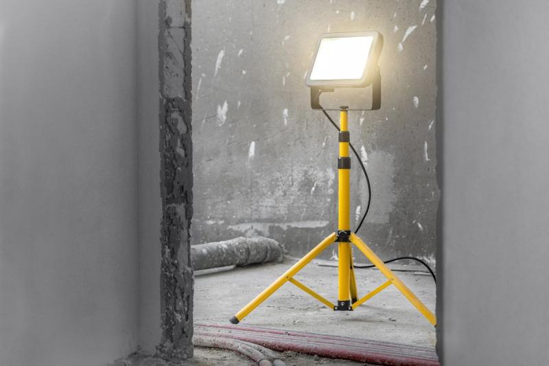 Proyector LED VIPER, 150W, 15000lm AC220-240V, 50/60 Hz, PF>0,9, RA>80, IP65, 120°, 4000K, gris 1208963239