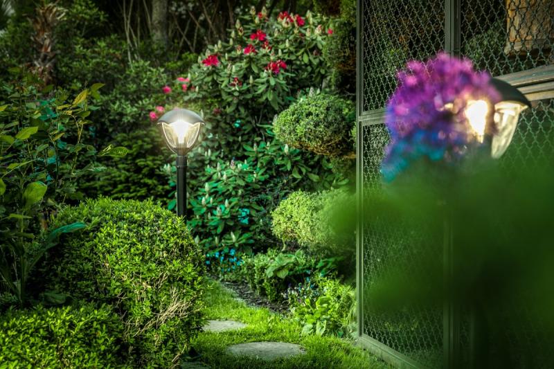 Decor Luminaria de jardín GRANDE-P E27 MAX.60W IP54 AC220-240V 50-60Hz poste negro. 1208963883