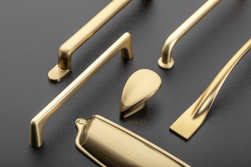 Manija de Zamak OTTO C = 128 mm champagne 1208966178