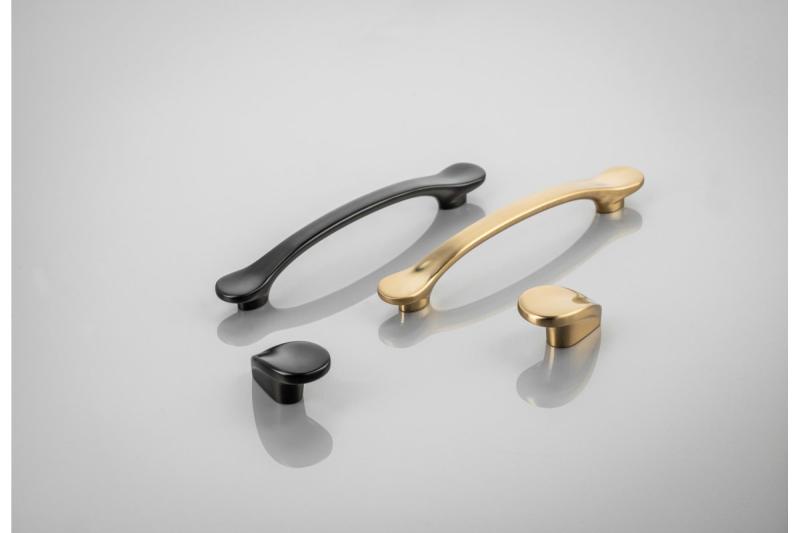 Manija de Zamak VENICE C = 128 mm champán 1208966230