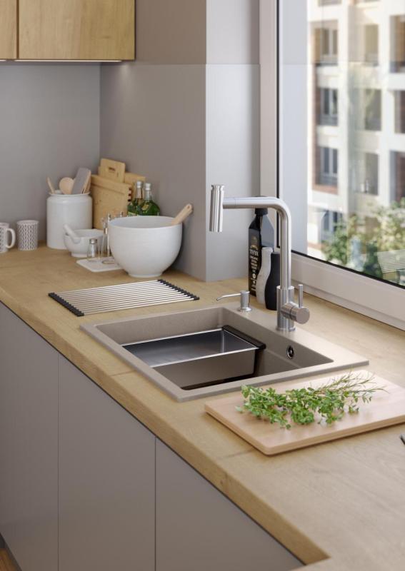 Quadri Durham taupe granito montaje fregadero 595x500 con dispensador de jabón, tabla de cortar, fregadero insertado y alfombrilla enrollable 1208967376