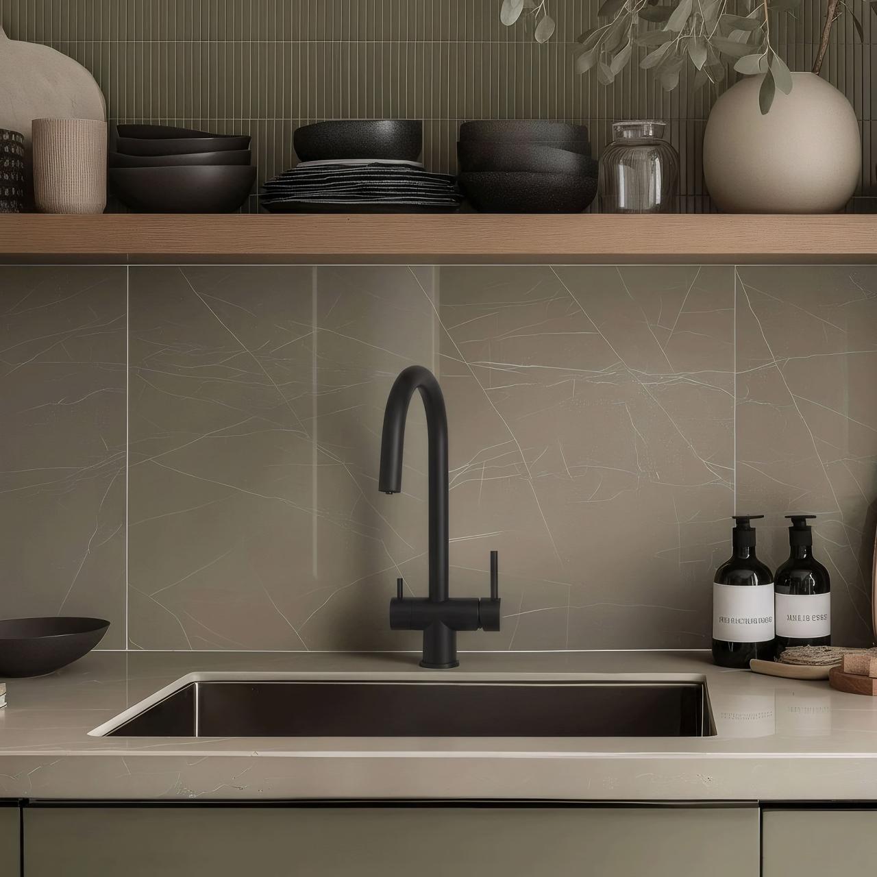 Quadri Leichester Grifo de Cocina de Negro de 3 vías con una conexión adicional para agua filtrada 1208967671 - Productafbeelding 2
