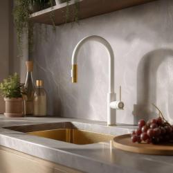 Quadri Retford Grifo de Cocina Blanco con Acabado Dorado y Caño Extraíble con Función de Pulverización 1208967674