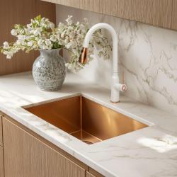 Quadri Stamford Grifo de Cocina Blanco con Acabado de Cobre PVD con Caño Extraíble y Modo de Pulverización 1208967692