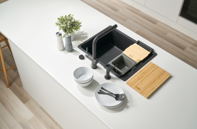 Franke Accesorio Universal Juego All-In Set 2 - Tabla de Cortar, Recipiente de Plástico, Bandeja de Plástico y Puente Telescópico 112.0655.482