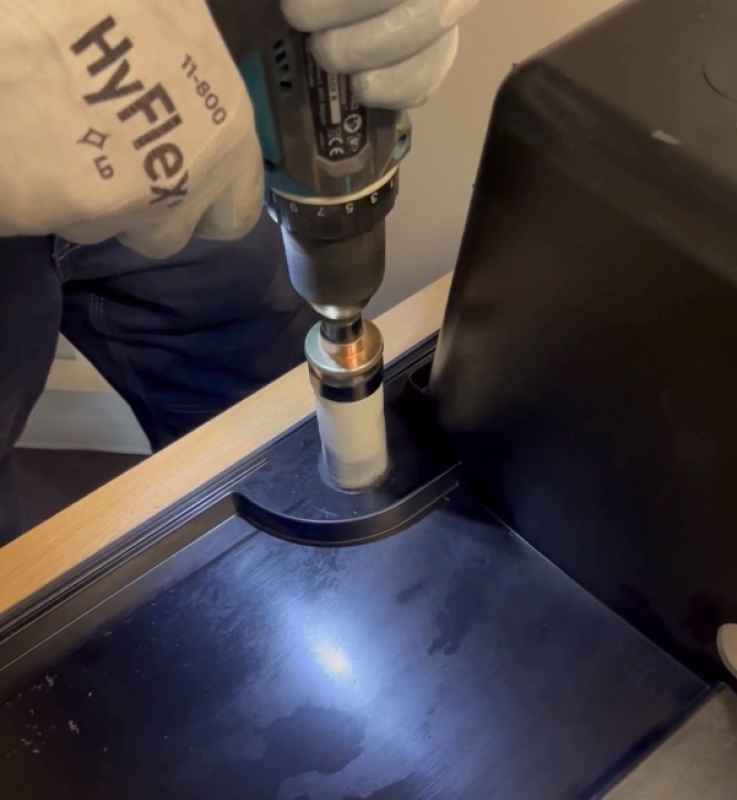 Hoegert Juego de sierras de perforación de acero al carbono de 14 piezas.