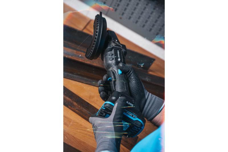 HÖGERT Amoladora angular inalámbrica con interruptor de paleta, 125MM, 18V - Set (batería, cargador, accesorios)