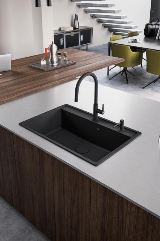 Grifo de Cocina Negro Franke Maris Slim J con Salida Extraíble 115.0728.389