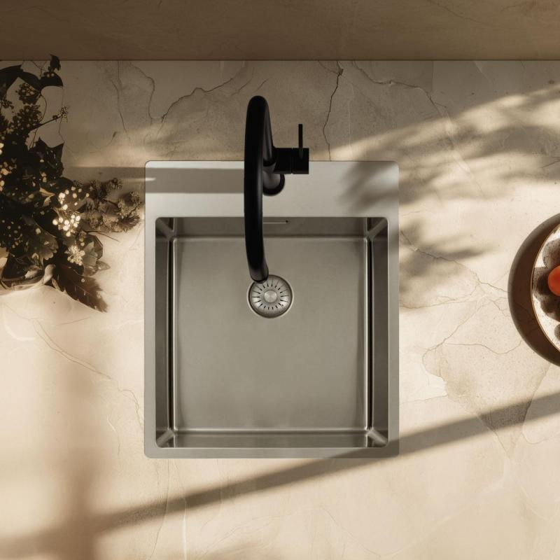 Pure.Sink Exclusivo fregadero de acero inoxidable de 44x52 cm Tapwing con banco de orificio para grifo radio de 10mm PEX4040T-02