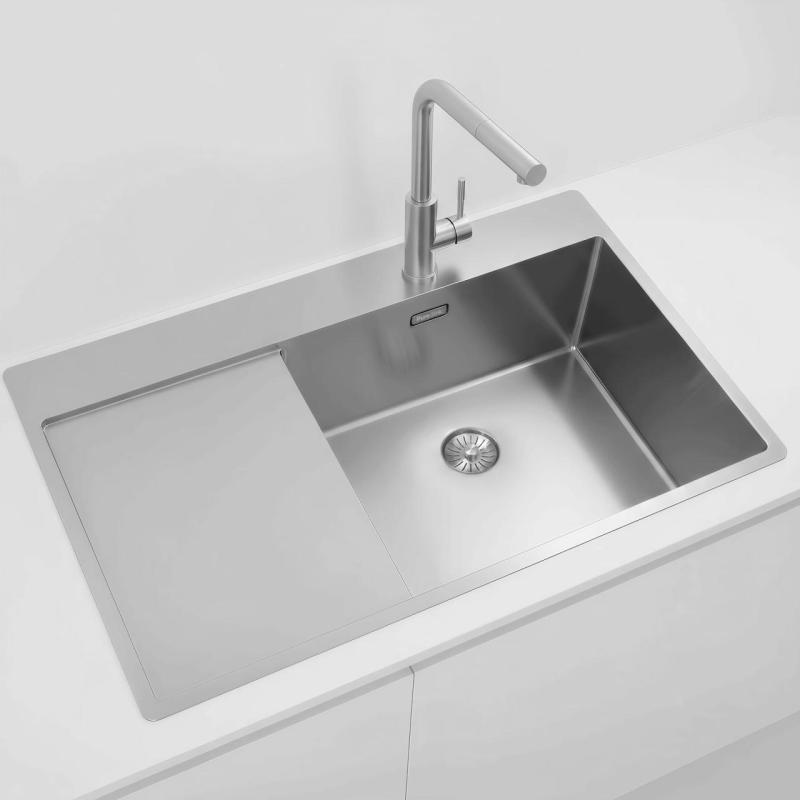 Pure.Sink Exclusivo fregadero de acero inoxidable con zona de escurrido 86x52 cm Tapwing a la derecha PEX5086RT-02