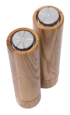 Woodsea Upside Down Oak - Molinillo de pimienta de madera de roble Ø5.4x22.5 cm 1208971592