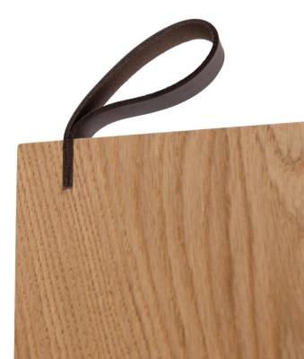 Woodsea Serving L - Tabla de servir de roble 70x17 cm con asa de cuero 1208971616