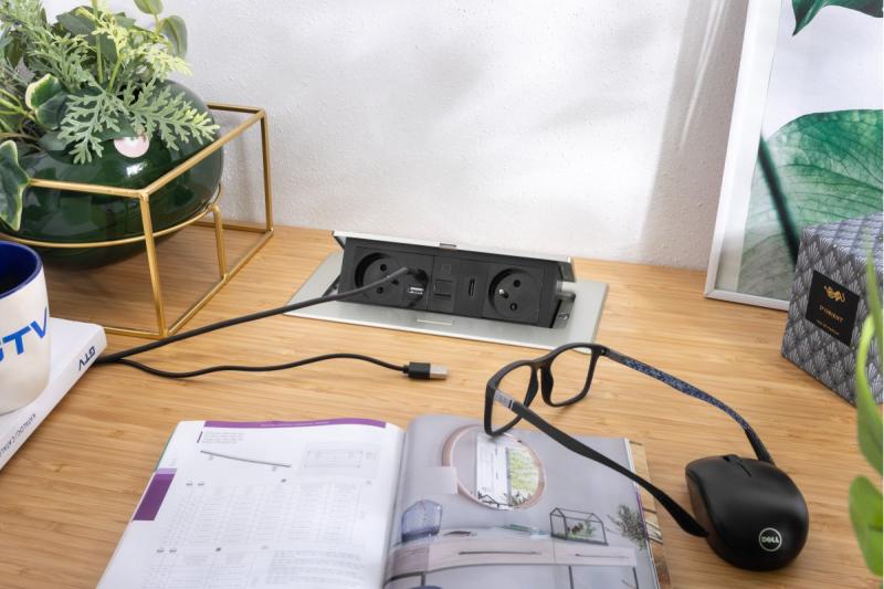 Toma de corriente para muebles MULTISOFT 2x Toma con toma de tierra, USB A+C, RJ45, HDMI, Cable de alimentación con enchufe, Aluminio