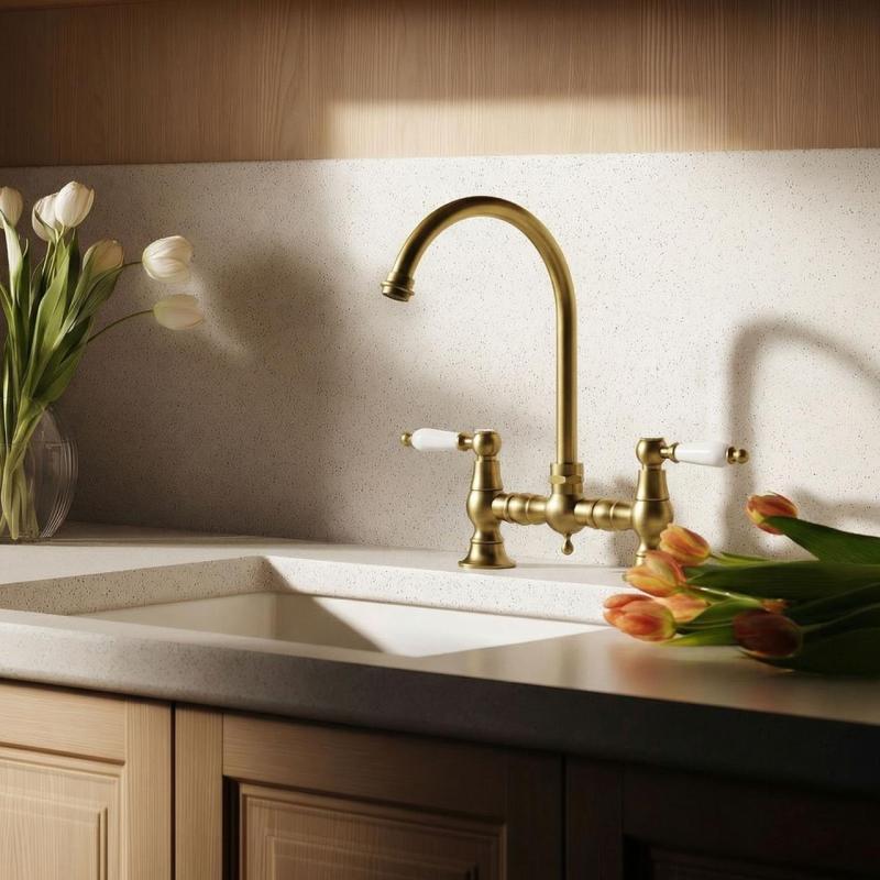 Aquanello Heritage Manor Grifo de cocina clásico de estilo nostálgico con diseño de puente, en bronce, con maneta blanca y caño redondo BN-4001-HM