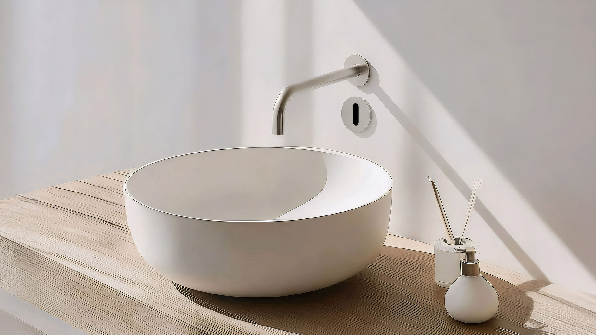 384_en_media-1_touchless-bathroom-faucets-copy.jpg