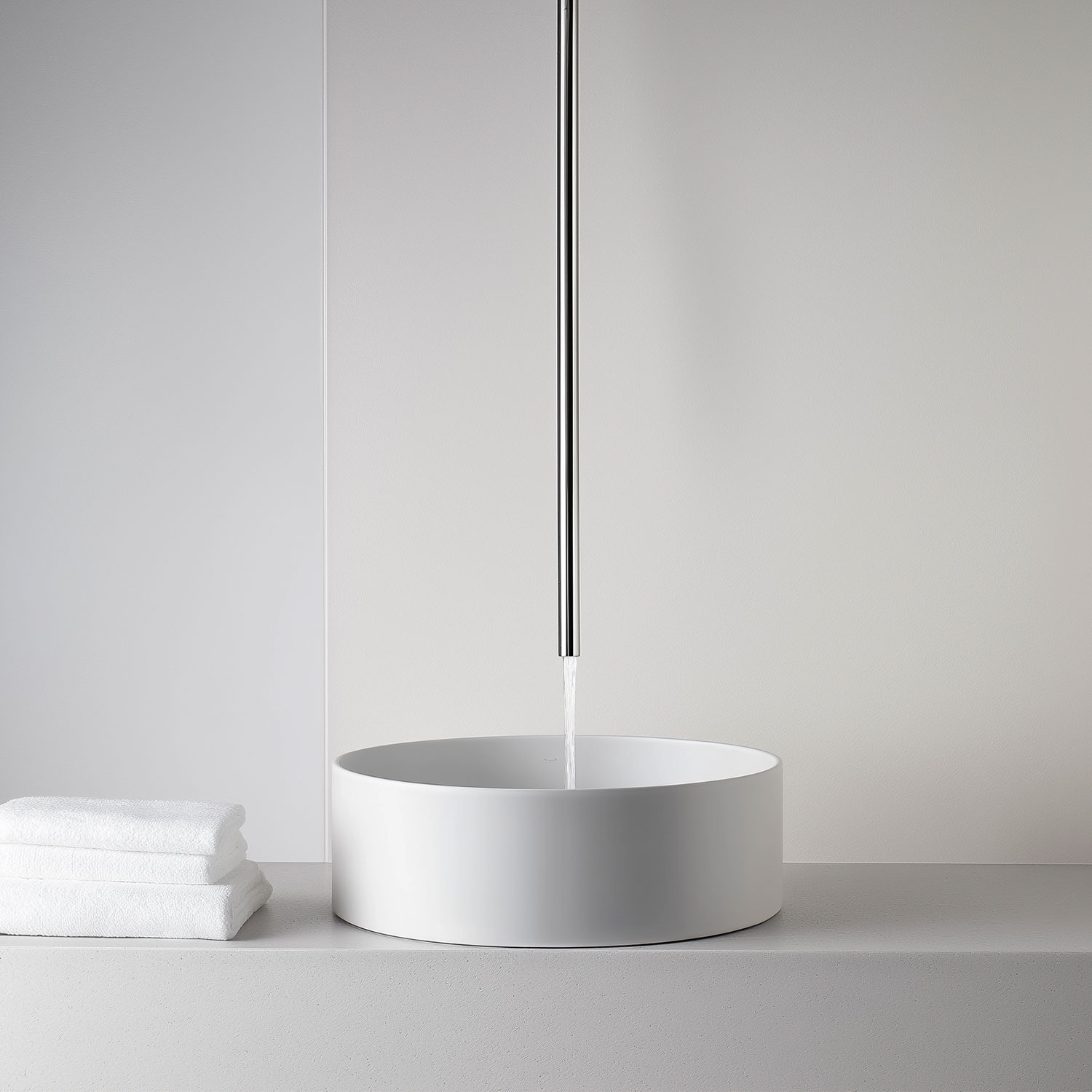 Grifos Montados en el Techo: ¿Un Sueño de Diseño o una Pesadilla Práctica?